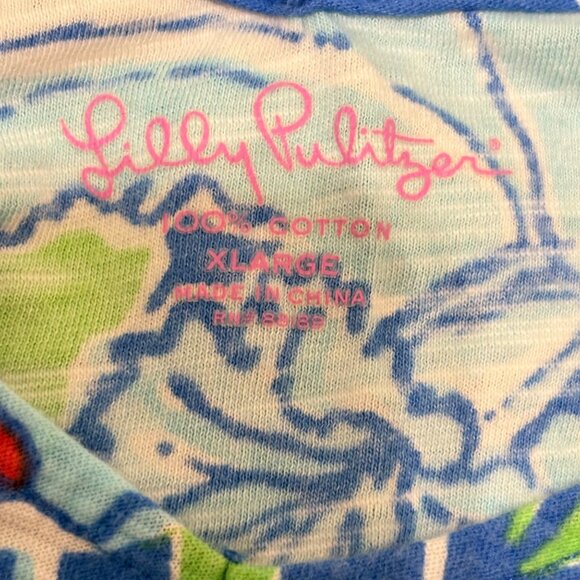 Lilly Pulitzer XL Floral V-Neck Top Leila May Floral 100% Cotton Blue/Green Shor - Picture 4 of 4
